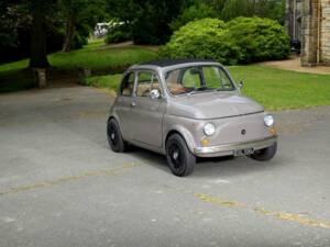 Image 7/33 of FIAT 500 L (1972)