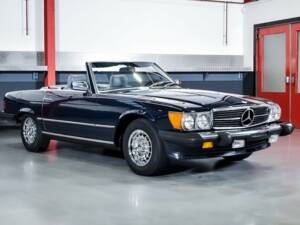 Immagine 1/7 di Mercedes-Benz 380 SL (1982)