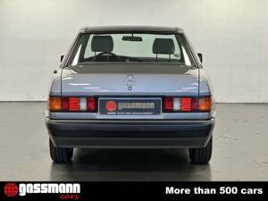 Image 7/15 of Mercedes-Benz 190 E 2.0 (1990)