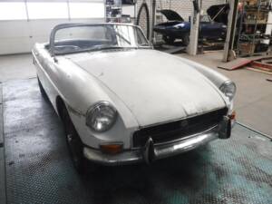 Immagine 35/50 di MG MGB (1967)