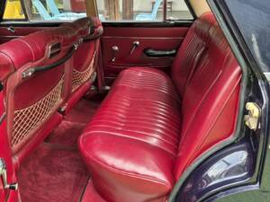 Bild 23/47 von FIAT 2300 (1961)
