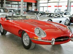 Afbeelding 2/20 van Jaguar E-Type 3.8 (1963)