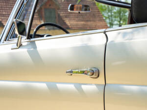Bild 23/56 von Mercedes-Benz 280 SE (1968)