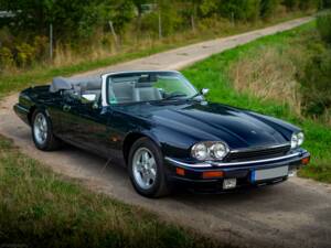 Image 1/29 de Jaguar XJS 6.0 (1994)