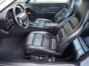 Immagine 36/50 di Porsche 928 GTS (1993)