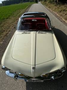 Image 24/45 of Volkswagen Karmann Ghia 1600 L (1966)