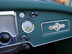 Immagine 27/50 di MG MGA Twin Cam (1959)