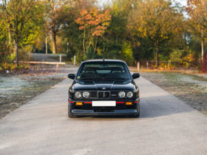 Image 7/50 of BMW M3 Sport Evo (1990)