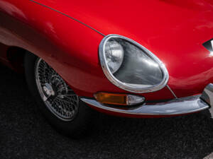 Afbeelding 38/49 van Jaguar E-Type 3.8 (1962)