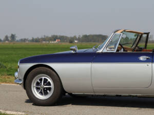 Bild 26/41 von MG MGB (1975)