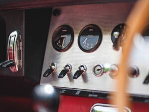 Image 43/50 of Jaguar Type E 3.8 (1963)