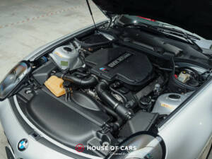 Image 13/25 of BMW Z8 (2000)