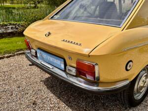 Image 25/71 of Peugeot 304 S Coupe (1974)