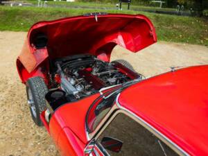 Image 13/50 of Jaguar E-Type V12 (2+2) (1971)