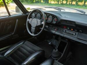Image 26/50 de Porsche 911 SC 3.0 (1979)