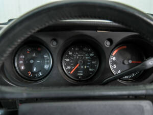 Immagine 19/50 di Porsche 924 S (1987)