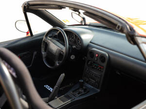 Image 15/24 of Mazda MX-5 1.6 (1992)