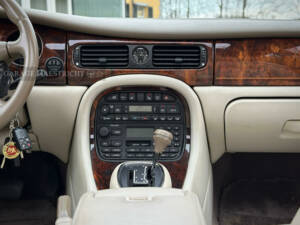 Immagine 55/96 di Daimler Super V8 (1997)