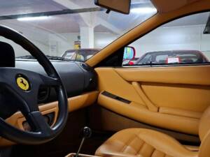 Immagine 46/50 di Ferrari 512 TR (1992)