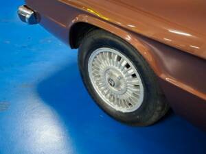 Image 40/45 of Alfa Romeo Spider Veloce 2000 (1981)