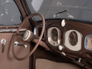 Imagen 25/39 de Volkswagen Escarabajo Estandar (1950)