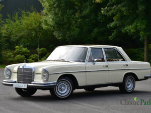 Image 1/49 of Mercedes-Benz 280 SE 3,5 (1972)