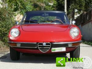 Image 3/10 of Alfa Romeo Spider 1300 (1974)