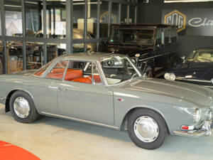 Image 14/86 de Volkswagen Karmann Ghia 1500 S (1964)