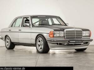 Image 2/15 of Mercedes-Benz 280 E (1982)