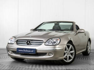 Image 3/50 of Mercedes-Benz SLK 200 Kompressor (2002)