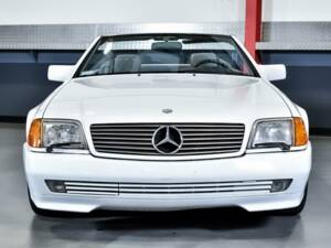 Imagen 5/7 de Mercedes-Benz 500 SL (1992)