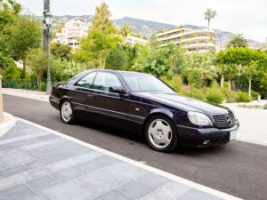 Imagen 1/11 de Mercedes-Benz CL 600 (1997)