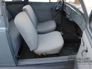 Imagen 34/50 de Volkswagen Maggiolino 1200 Standard &quot;Ovali&quot; (1955)