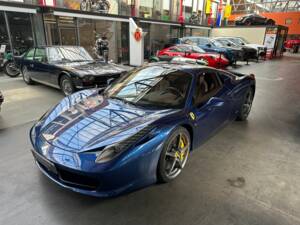 Bild 2/16 von Ferrari 458 Spider (2011)