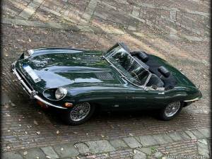 Bild 34/45 von Jaguar E-Type (1971)