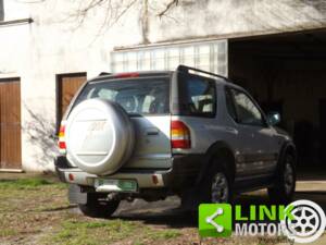 Bild 4/10 von Opel Frontera 2.2. DTI 16V (1999)