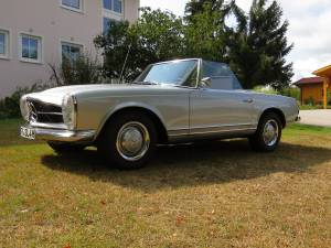 Image 9/41 of Mercedes-Benz 230 SL (1966)