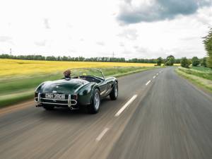 Image 3/39 of AC Cobra 289 (1964)