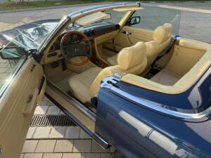 Bild 11/30 von Mercedes-Benz 500 SL (1982)