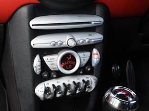 Image 42/56 of Mini John Cooper Works (2010)