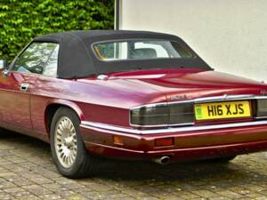 Image 24/50 of Jaguar XJS 5.3 V12 (1995)