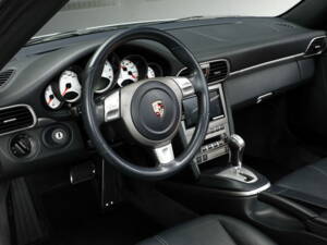 Imagen 17/25 de Porsche 911 Carrera S (2004)