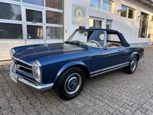 Bild 21/27 von Mercedes-Benz 230 SL (1966)