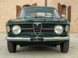 Bild 3/50 von Alfa Romeo Giulia 1300 GT Junior (1966)