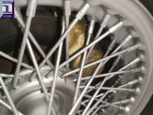 Image 32/37 of Daimler SP 250 (1960)