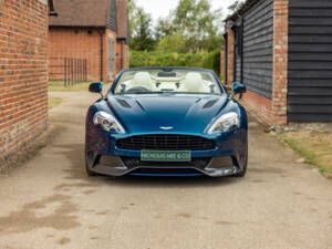 Imagen 12/68 de Aston Martin Vanquish Volante (2014)