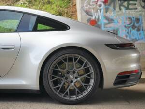 Image 26/39 of Porsche 911 Carrera T (2023)