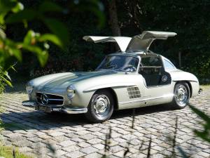 Image 7/22 of Mercedes-Benz 300 SL &quot;Gullwing&quot; (1955)