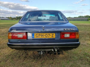 Immagine 5/7 di BMW 733i (1978)