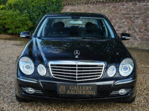 Image 9/50 of Mercedes-Benz E 230 (2009)